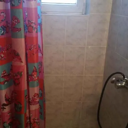 2 Apartment *